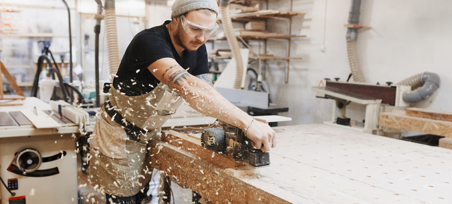 Template Schweißer (m/w/d) in der Rohrfertigung von DEKRA Arbeit GmbH.